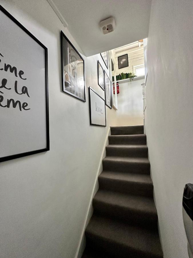 Apartamento Stylish Primrose Hill With Balcony