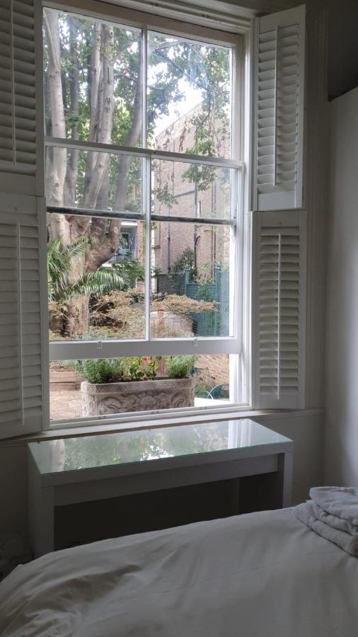 Apartamento Beautiful Two Bedroom Flat In Kensington