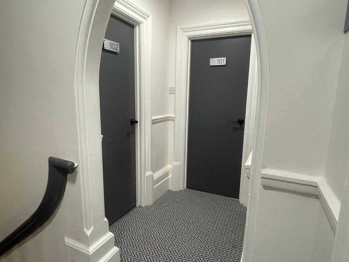Hotel Woodford 3*