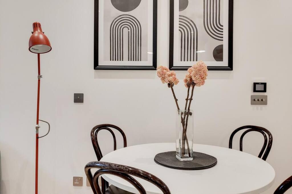 11 Borough - Bright & Spacious 2-bed Near Bridge Appartement *