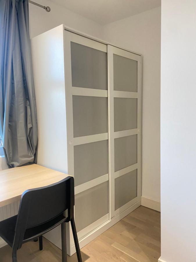 Guest house Cozy En-suite Near Stratford