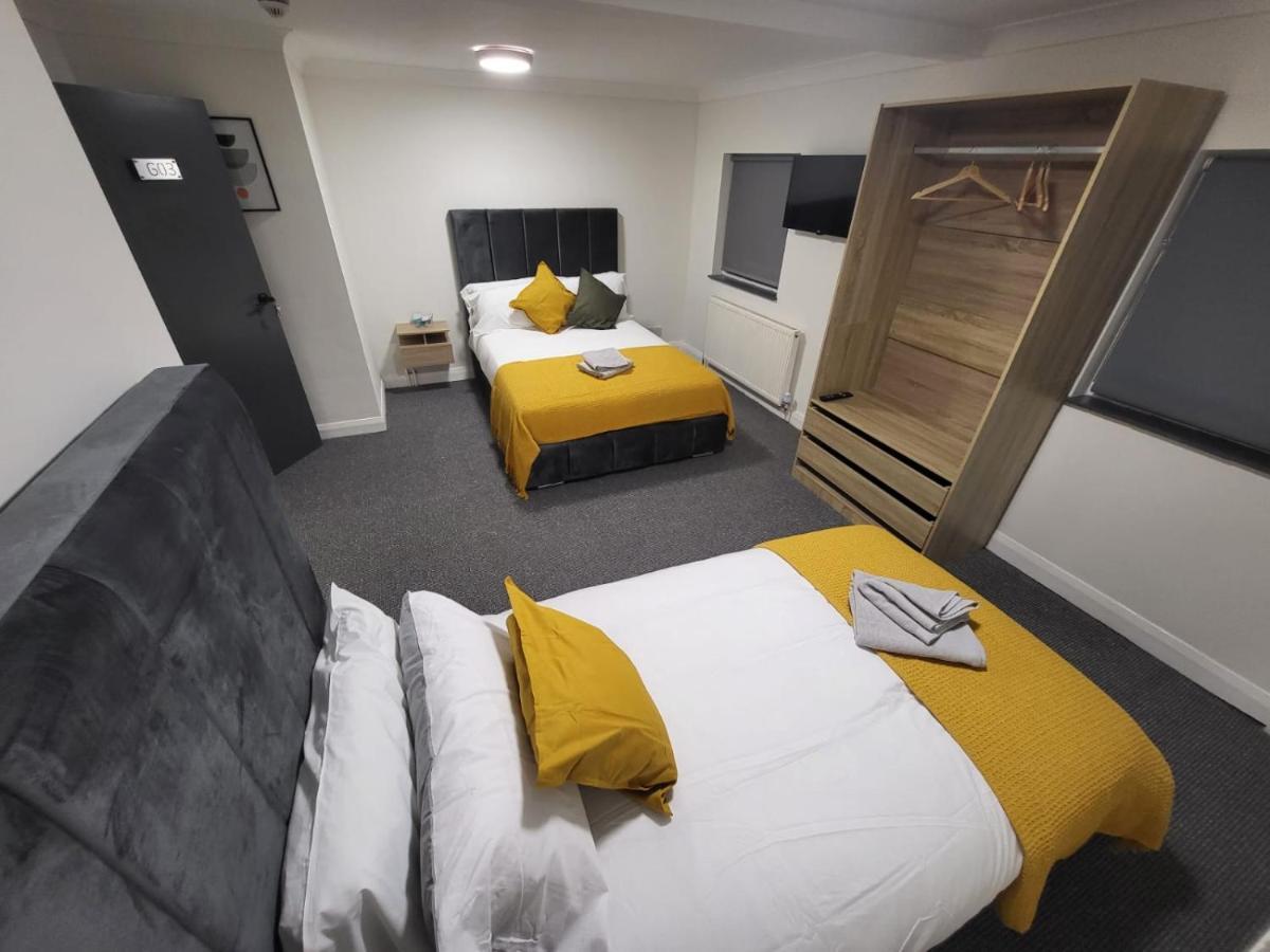 Hotel Woodford 3*