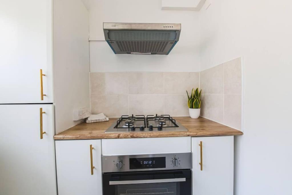 Stylish & Tranquil Flat With Excellent Connections Apartamento
