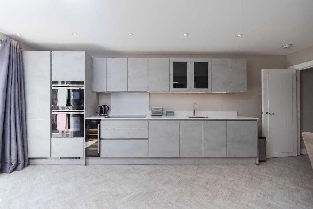 West Kensington By Capital *