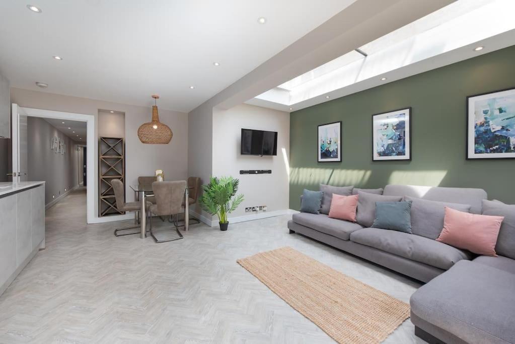 West Kensington By Capital Appartement *