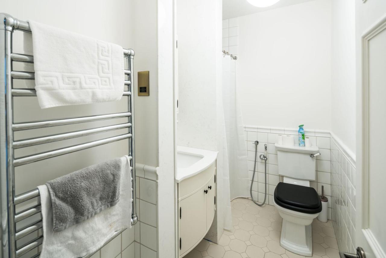 Apartamento 4 Bedroom House Up To 10 People At Heart Of Kensington And Chelsea *