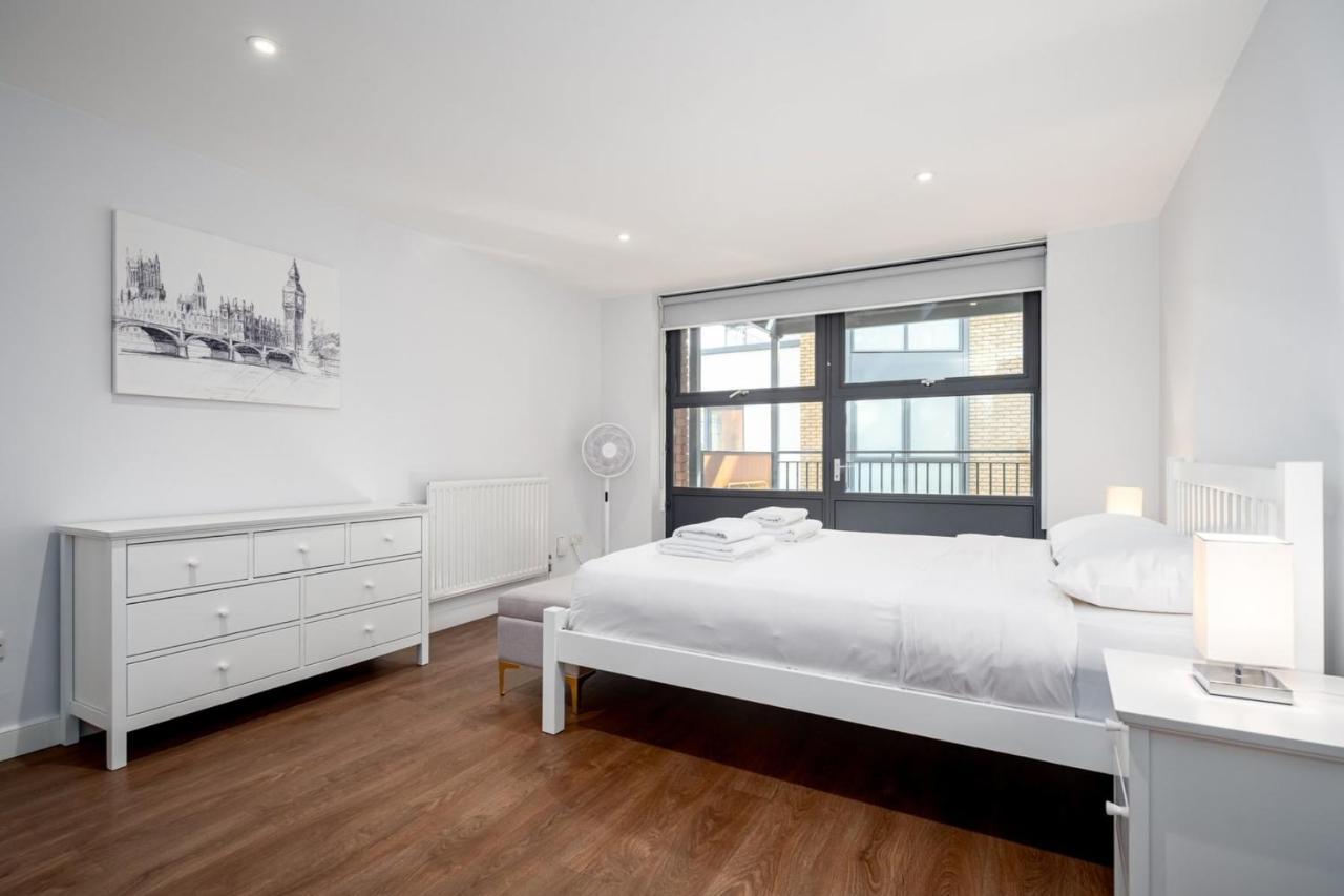 Modern & Spacious 2 Bedroom In Londres