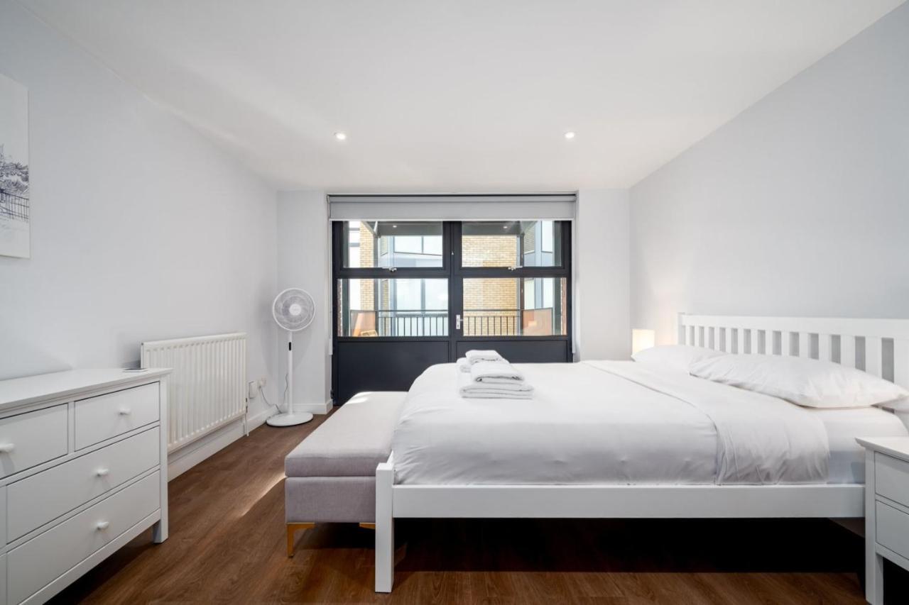 Apartamento Modern & Spacious 2 Bedroom In *