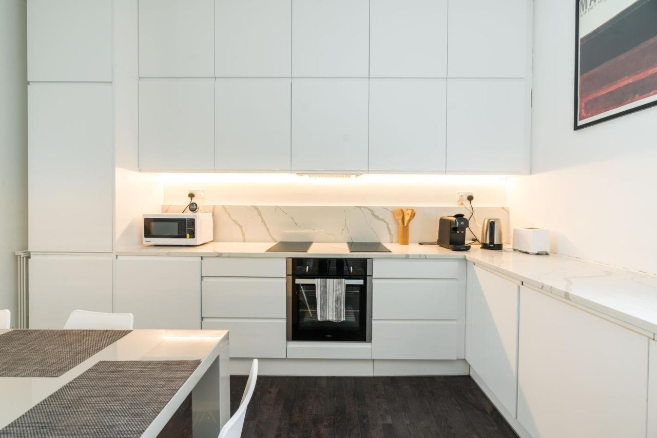 Stylish 2 Bedroom At Hammersmith Londres