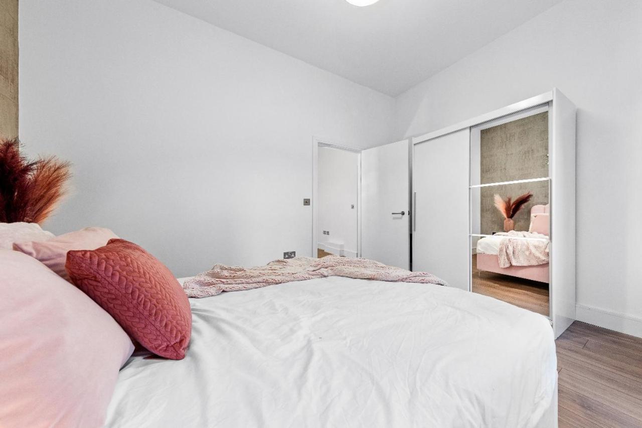Majestic 2 Bedroom In Knightsbridge Hydepark Kb70