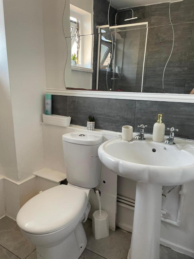 Single And Doubles Close To Privatunterkunft London