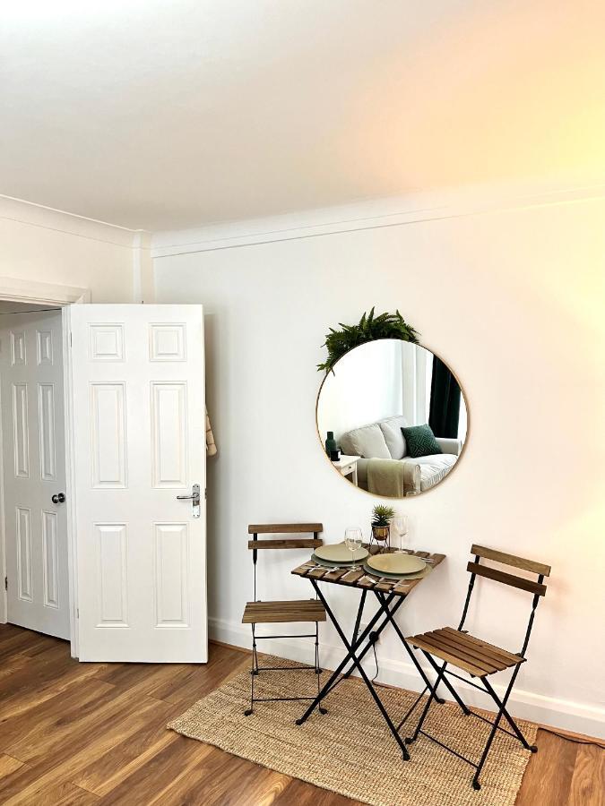 Peaceful New 1 Bed Flat By Hyde Park