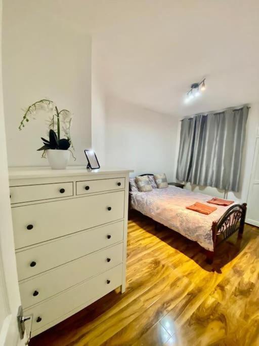 Apartment Ground Floor Flat In Bayswater Central