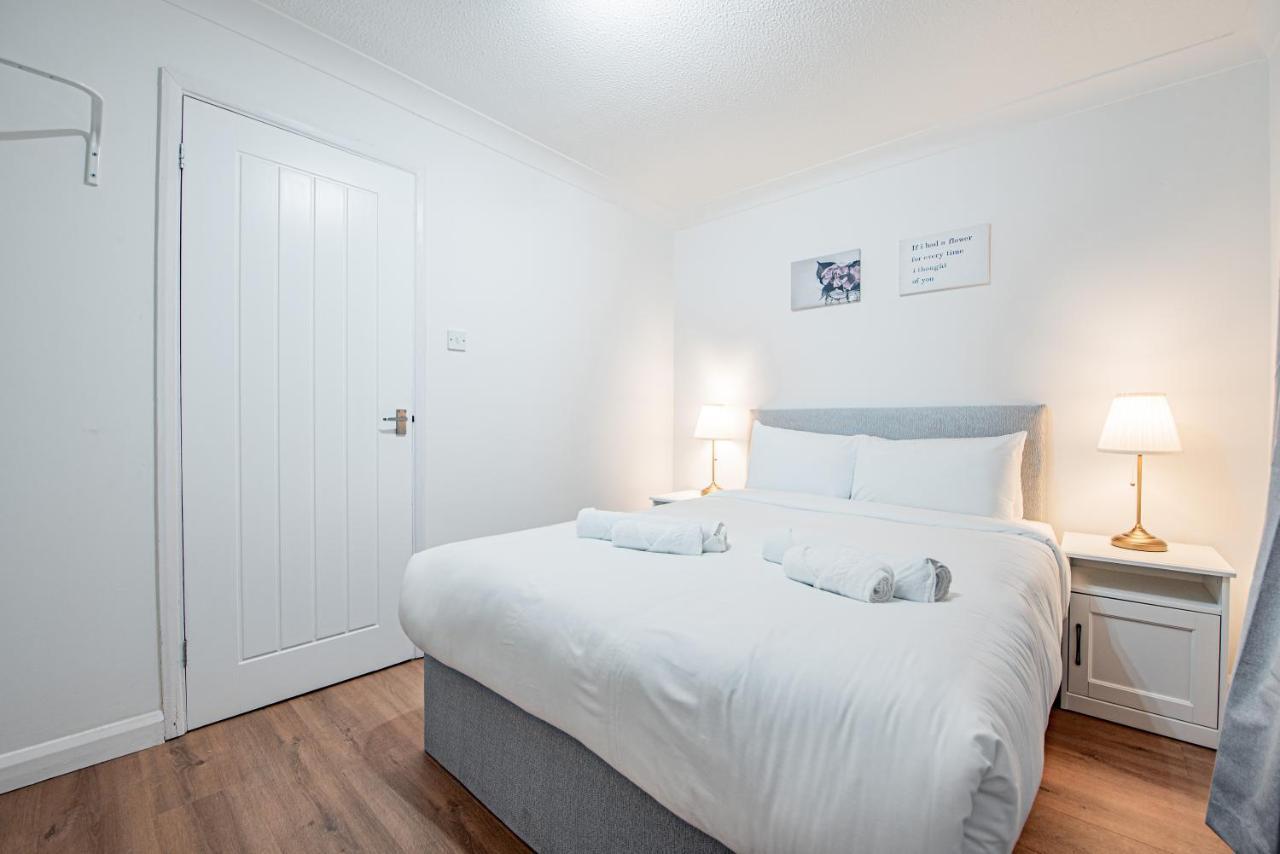 Apartamento Bright Cosy With Parking And Outdoor Patio