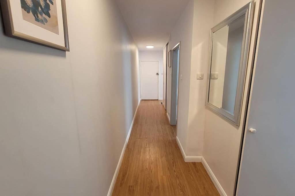 Apartment Antoni's London