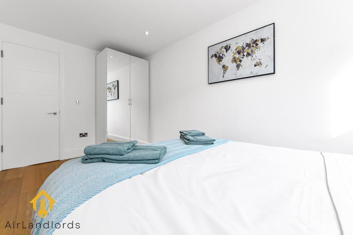 Exclusive 2 Bedroom Flat Near Buckingham Palace Apartment *