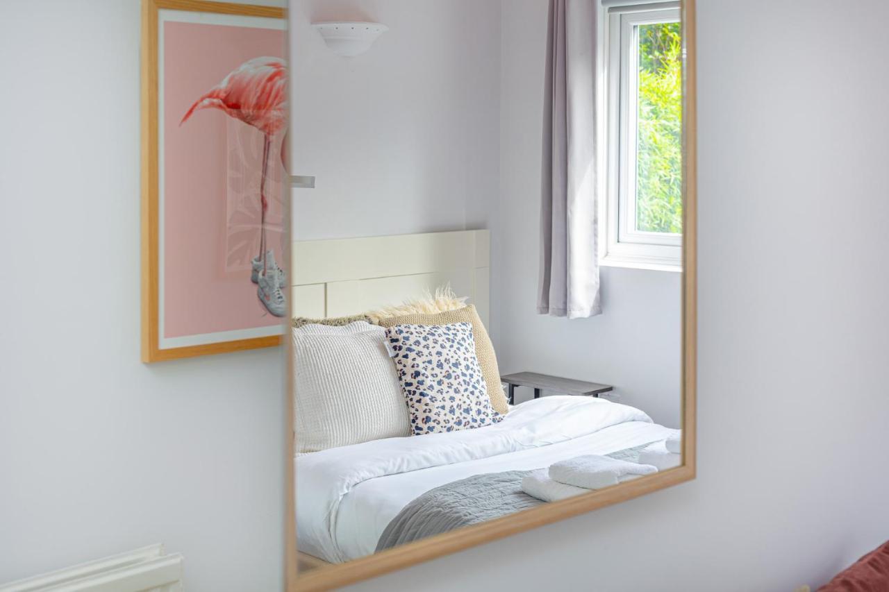 Stunning 2br Flat Wprivate Garden, Kilburn Appartement Londres