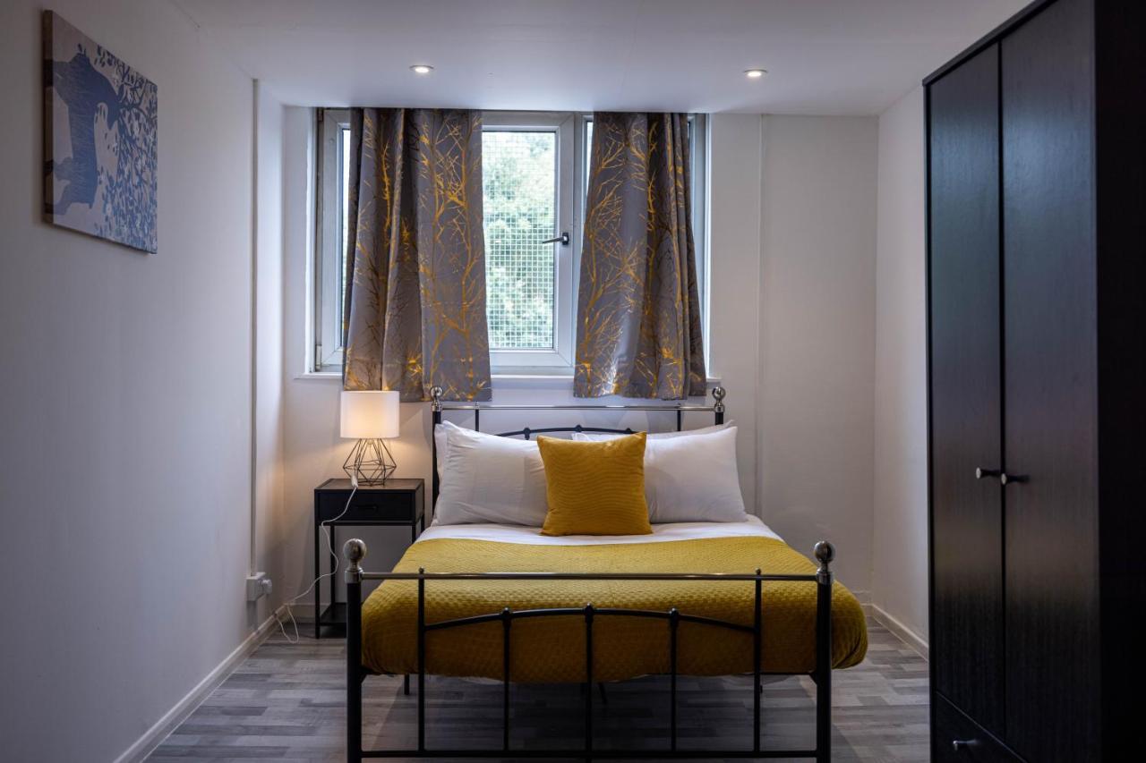 3 Bedrooms-8guests-babycot-15mintopepys-freeparkg Apartamento