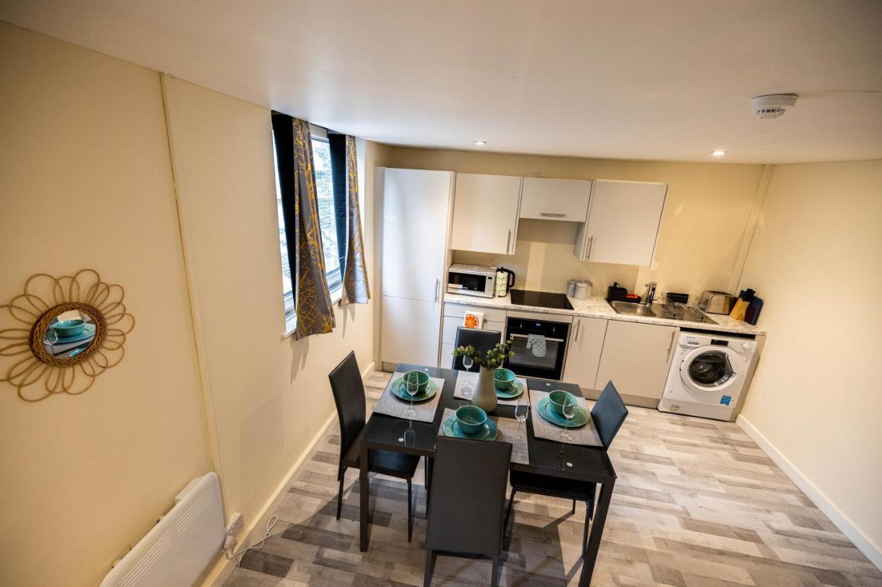 Apartamento 3 Bedrooms-8guests-babycot-15mintopepys-freeparkg *