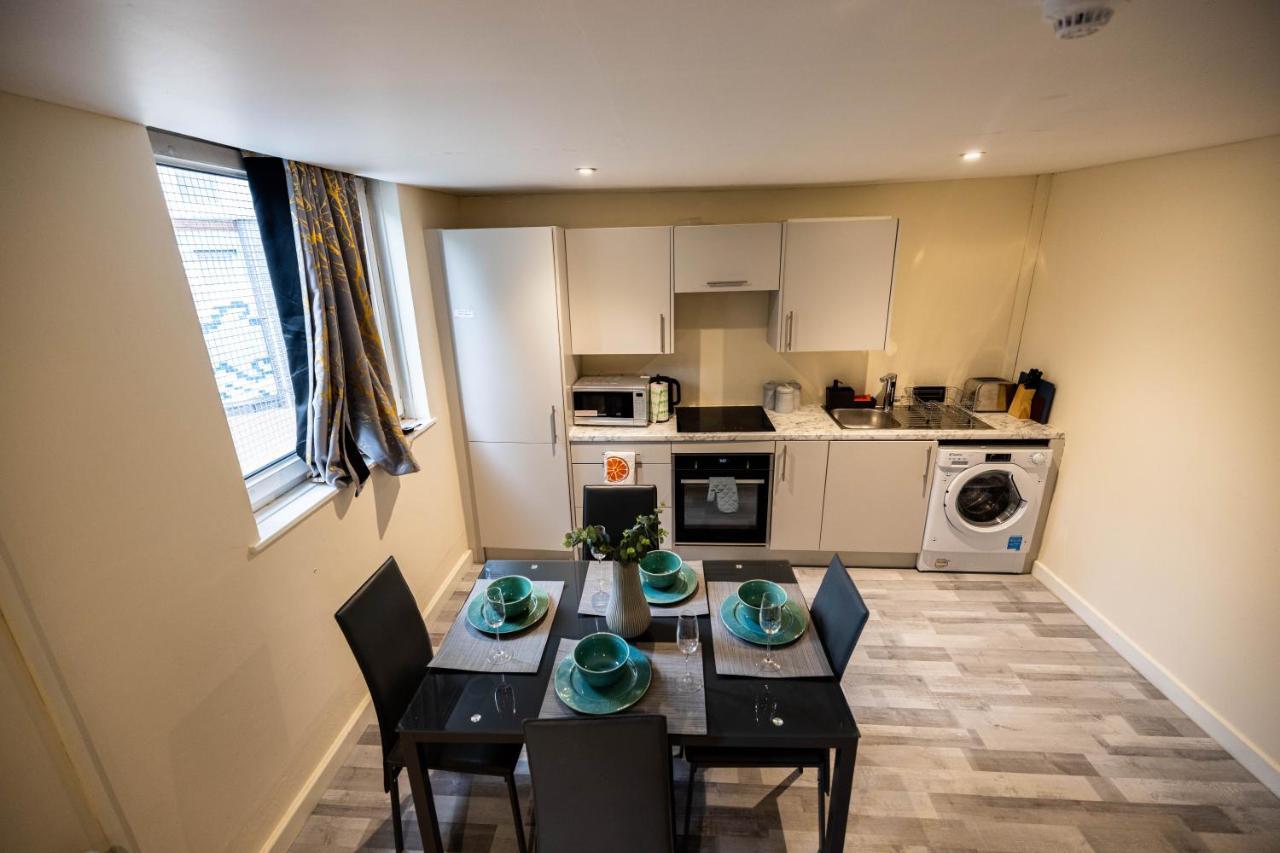 Apartamento 3 Bedrooms-8guests-babycot-15mintopepys-freeparkg Londres