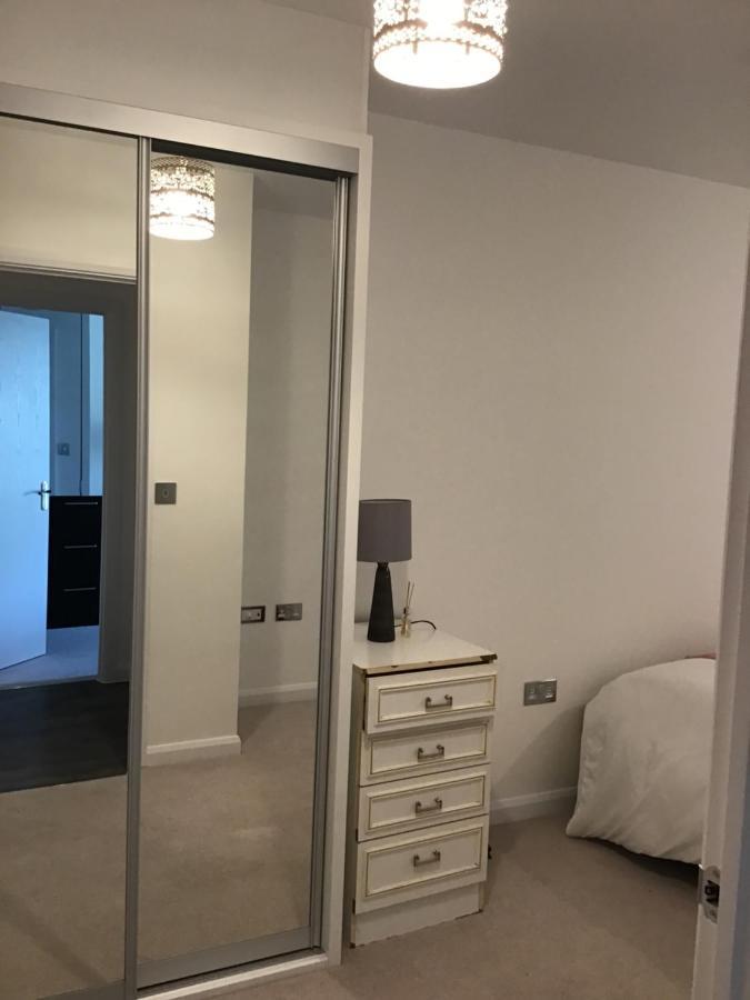 En-suite Double In A Shared Close To Londres
