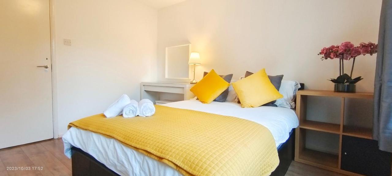 Clapham Garden Near Battersea Park * Londen