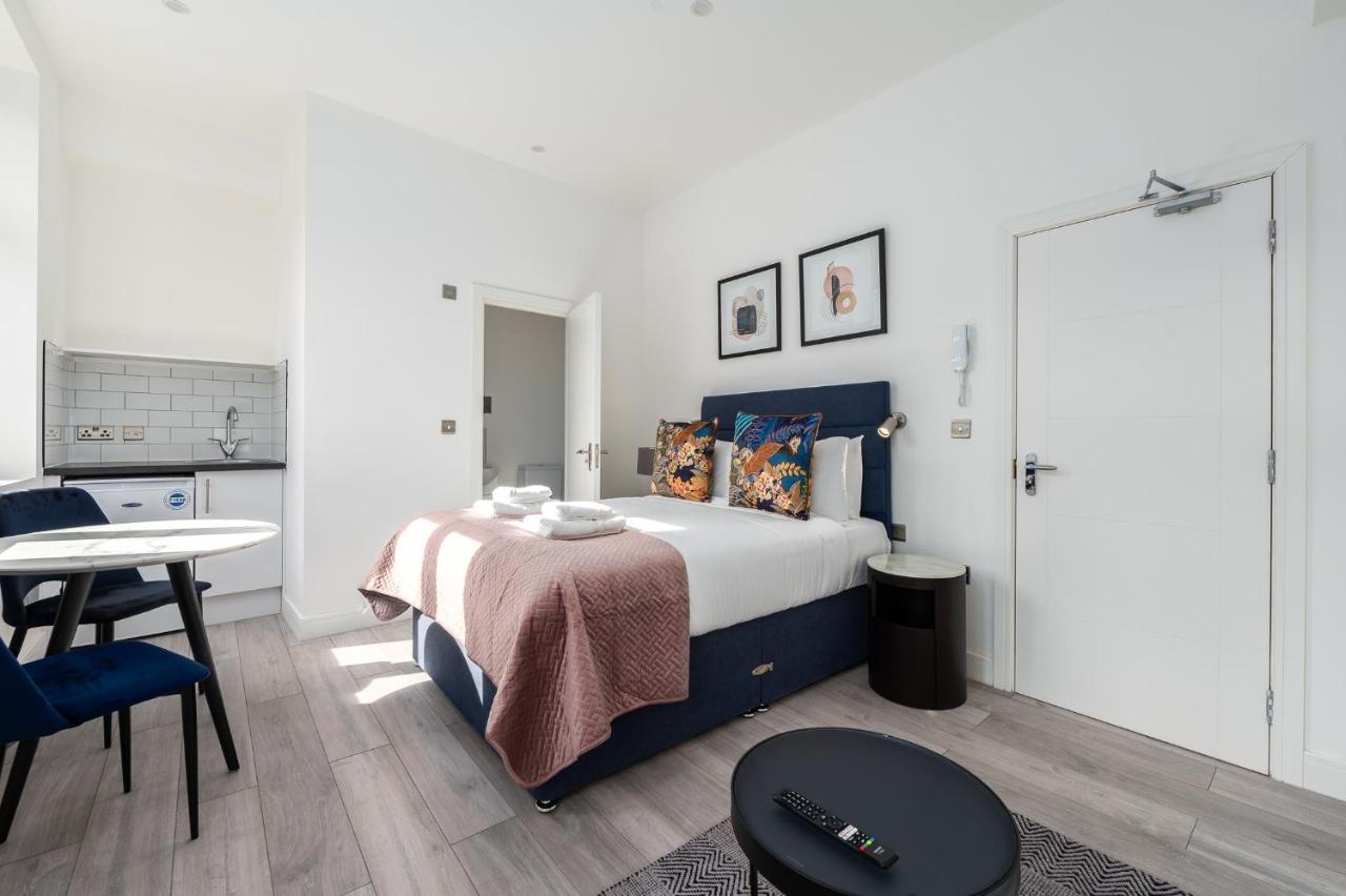 Richmond By Capital * Londres