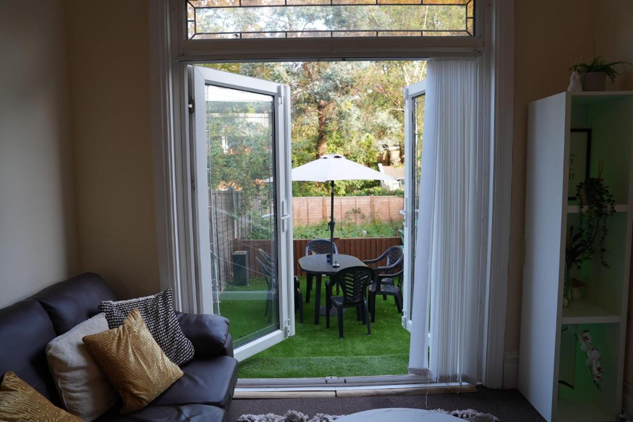 Apartamento Spacious 5-bed Retreat *