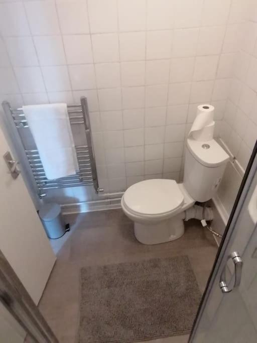 Apartamento Self Contained 2 Bedroom Flat In Southwark Londres