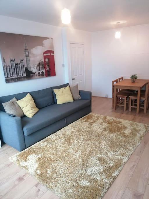 Appartement Self Contained 2 Bedroom Flat In Southwark Londres