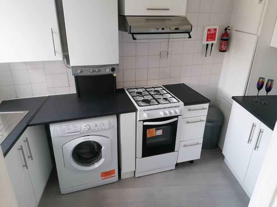 Appartement Self Contained 2 Bedroom Flat In Southwark Londres