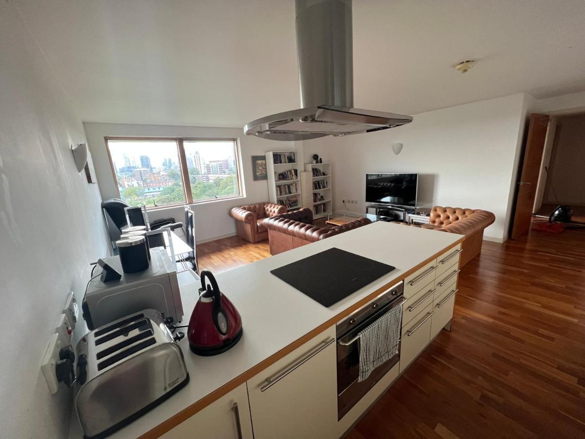 2 Bed 2 Bath Luxury In Apartment