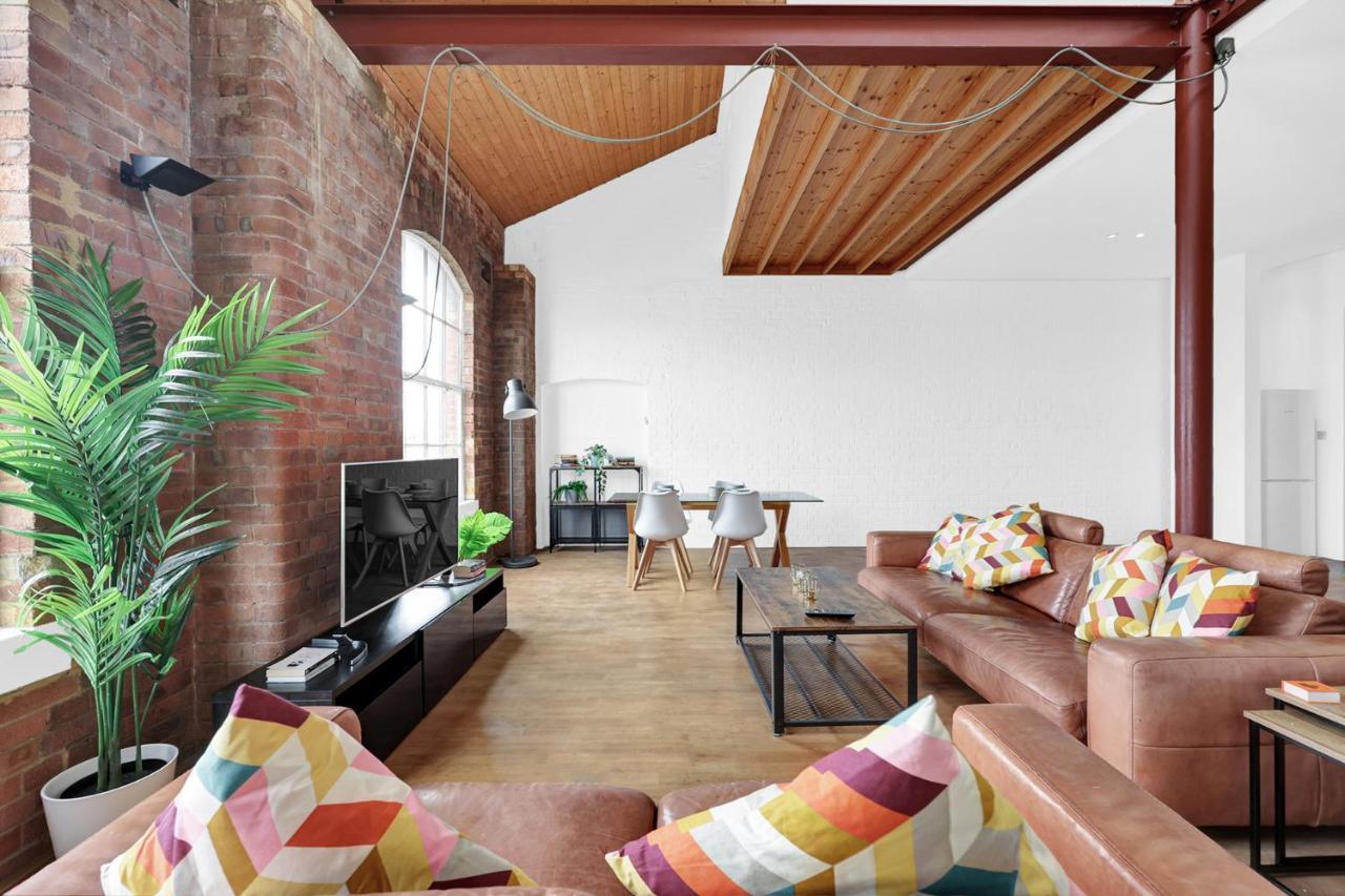 Large Industrial Style 2 Bedroom Short Term & Flexible Renting Canary Wharf With Free Wifi