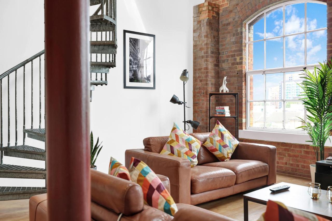 Apartment Large Industrial Style 2 Bedroom Short Term & Flexible Renting Canary Wharf With Free Wifi London