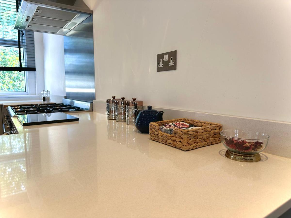 Apartment Your In London