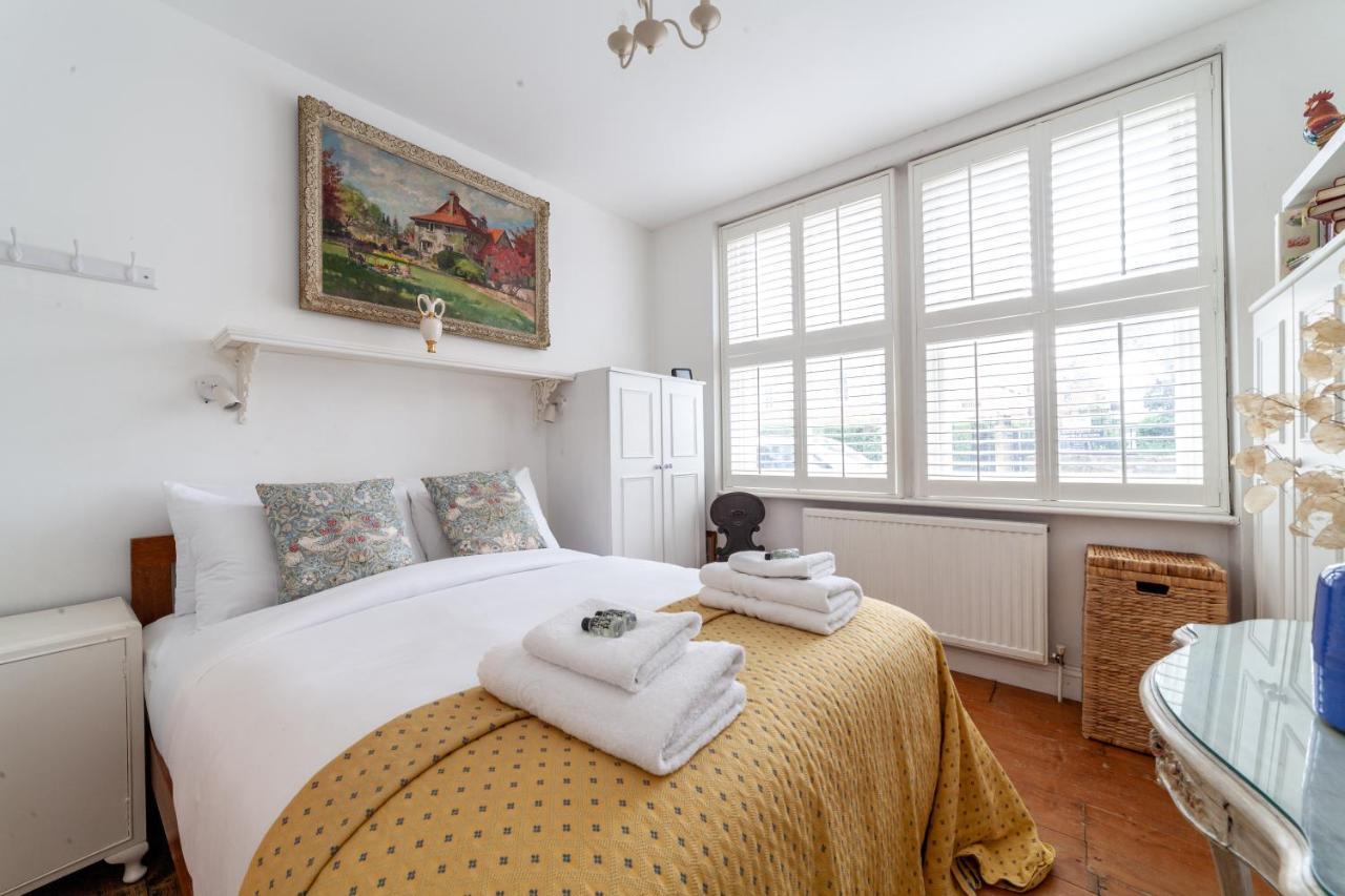 Charming And Spacious 1 Bedroom Flat In Battersea Apartamento *