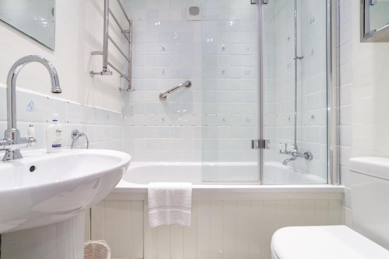Charming And Spacious 1 Bedroom Flat In Battersea