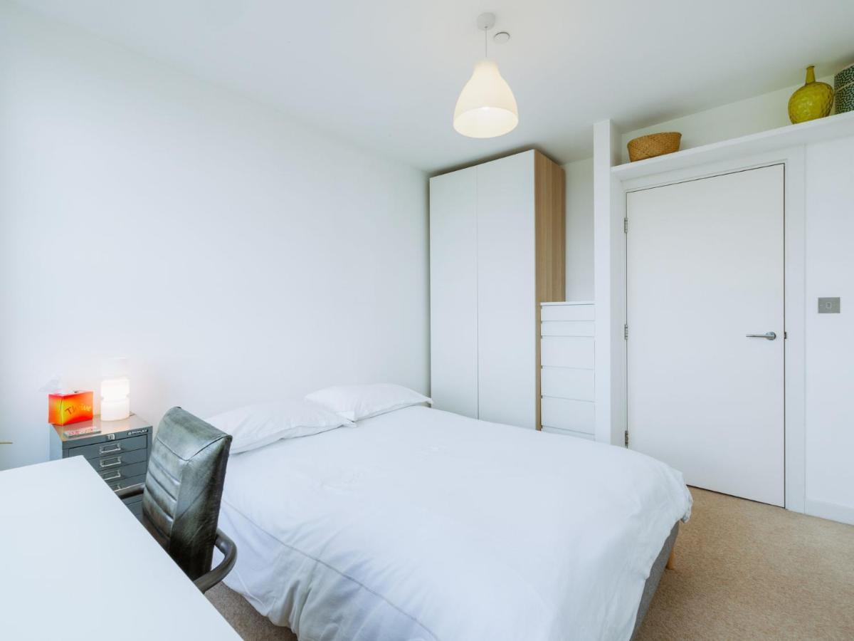 Pass The Keys Location Flat Near Old St And Dalston Overlooking Rosemary Park And Regents Canal Appartement Londres
