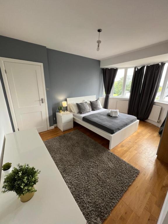 Stunning House 15 Min From Wembley Arena Pensión