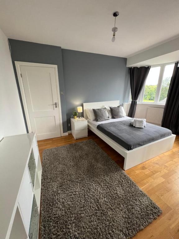 Pensión Stunning House 15 Min From Wembley Arena Londres