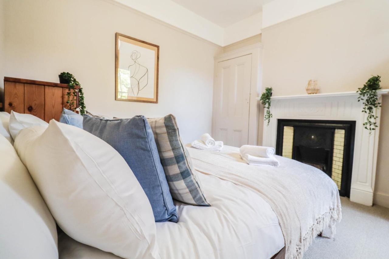 Stunning 5 Bed House In Clapham - Free Wifi! Casa de Férias