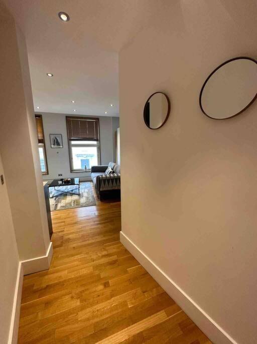 Apartamento 1 Bedroom In St Piccadilly Hy10 *