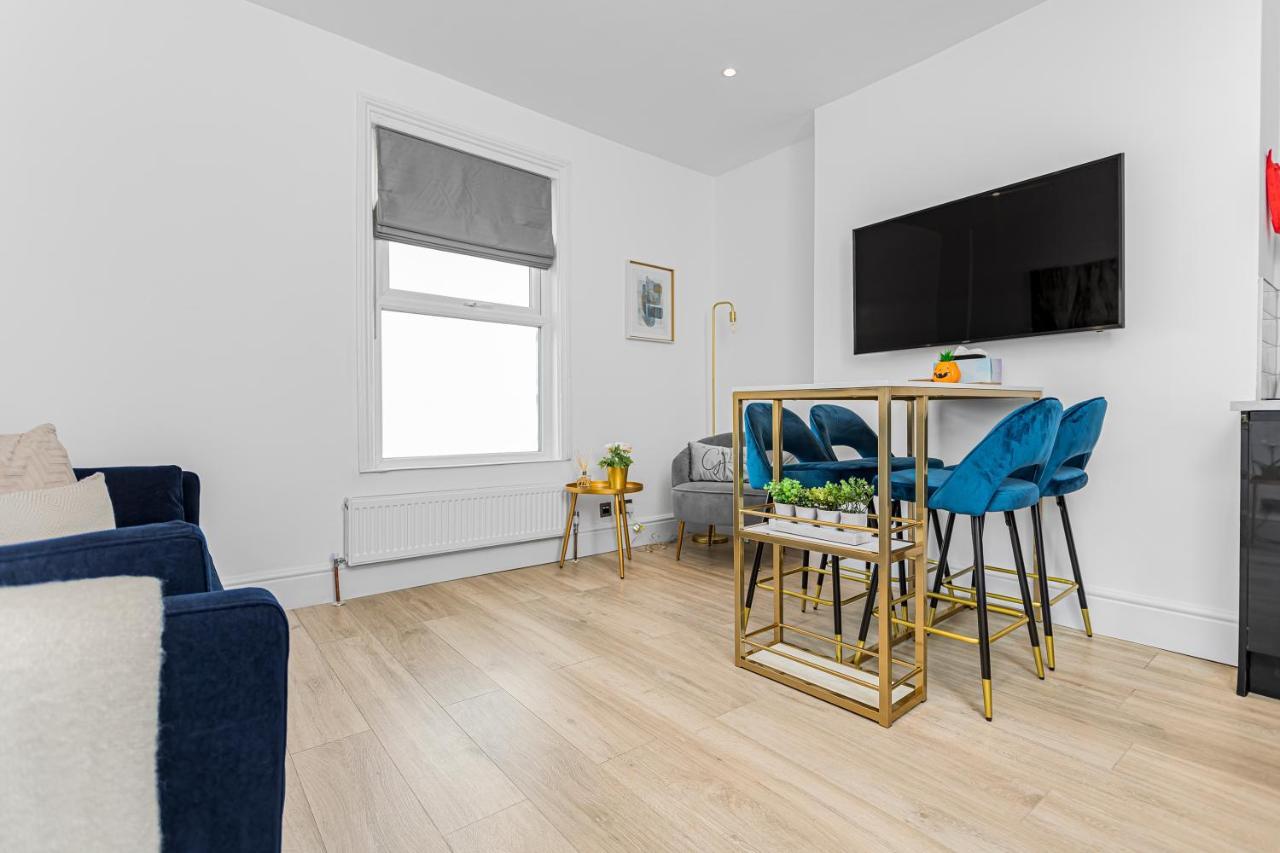 Modern 3 And 2 Bedroom In Maida Vale Londres