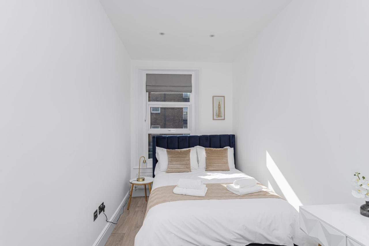 Modern 3 And 2 Bedroom In Maida Vale Londres