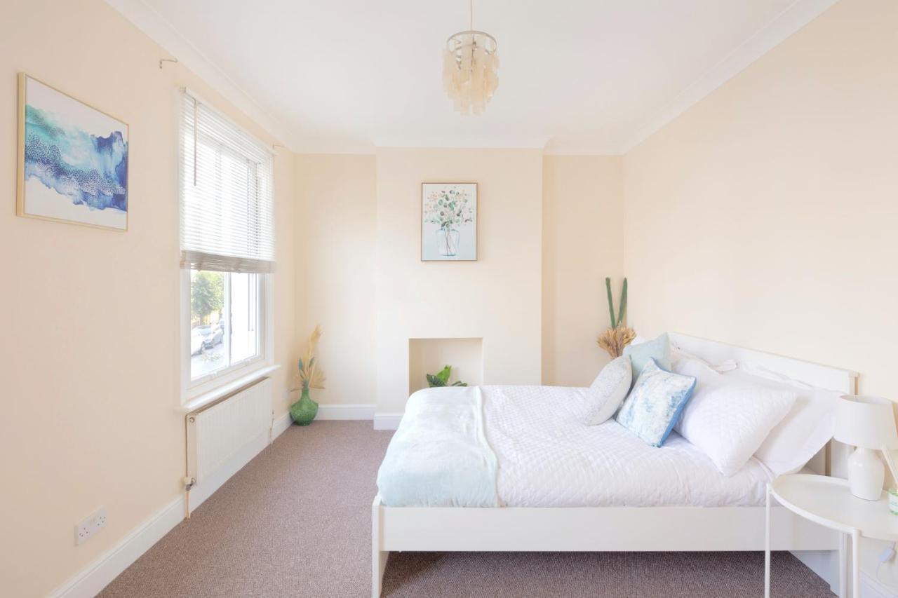 Stylish House In Wimbledon Hébergement de vacances