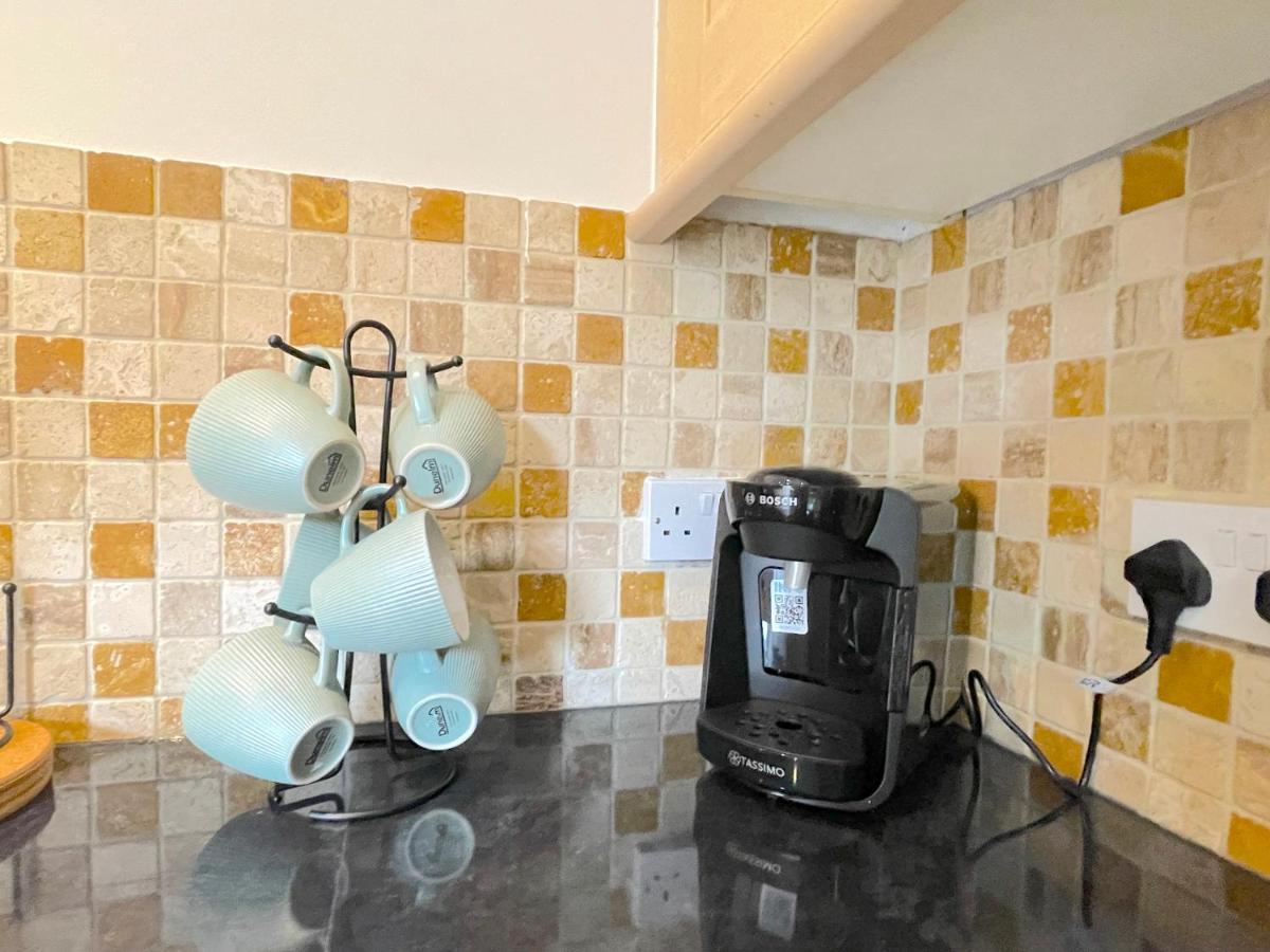 Stylish House In Wimbledon Hébergement de vacances *