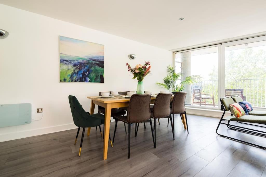 Luxury - Excel - O2- 3 Bedroom Apartamento Londres