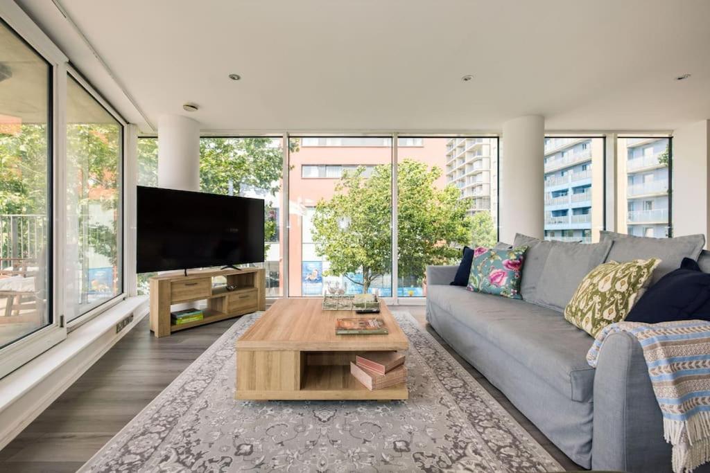 Luxury - Excel - O2- 3 Bedroom Appartement *