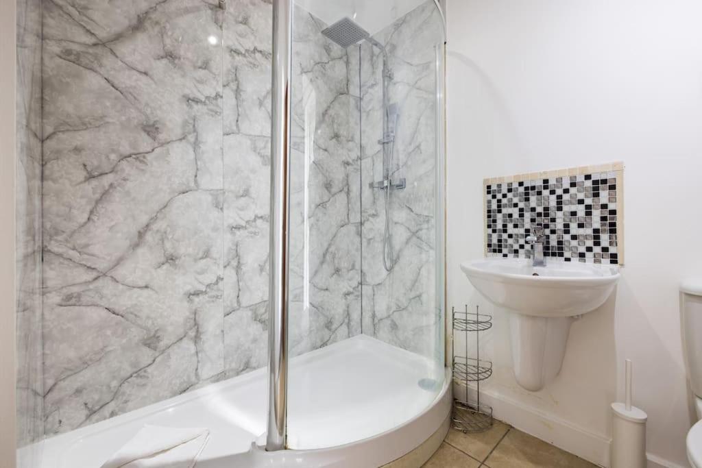 Luxury - Excel - O2- 3 Bedroom Apartamento