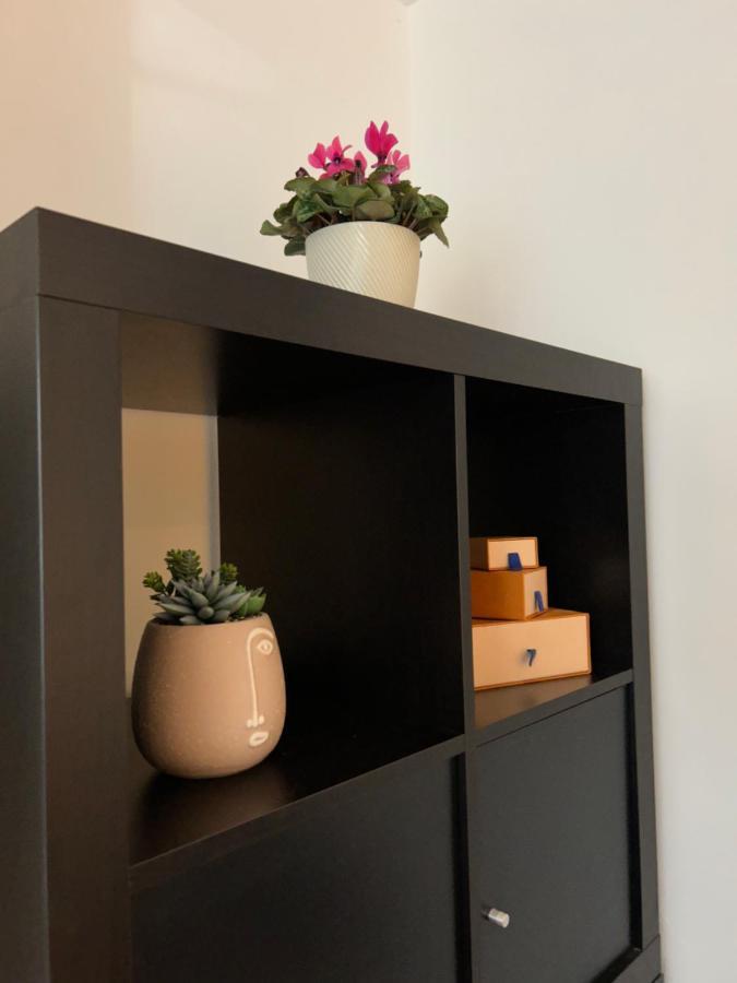 Cozy 2-bedroom Retreat With Modern Amenities Londres